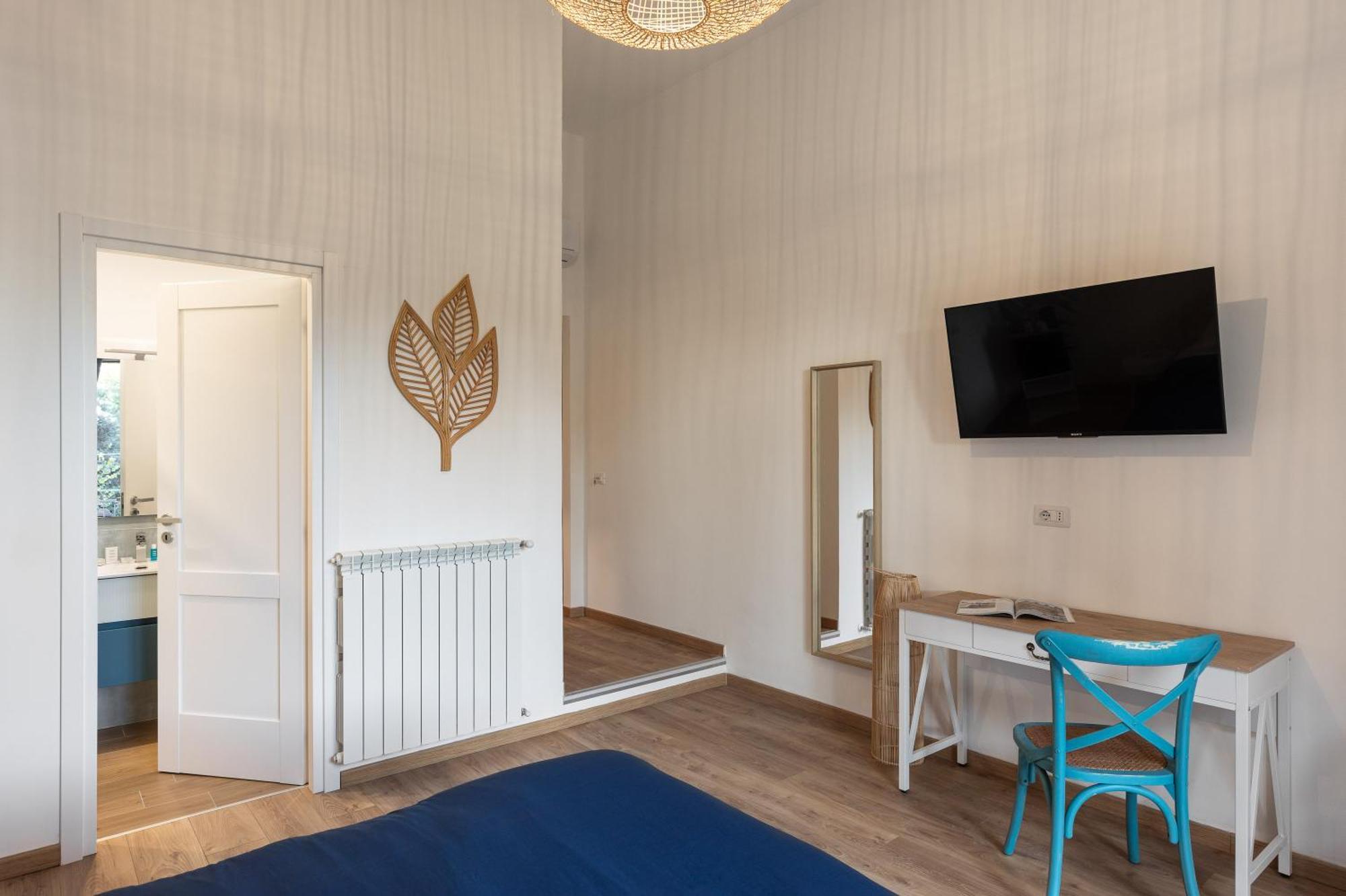 B&B Vitruvio Suites Формия Екстериор снимка