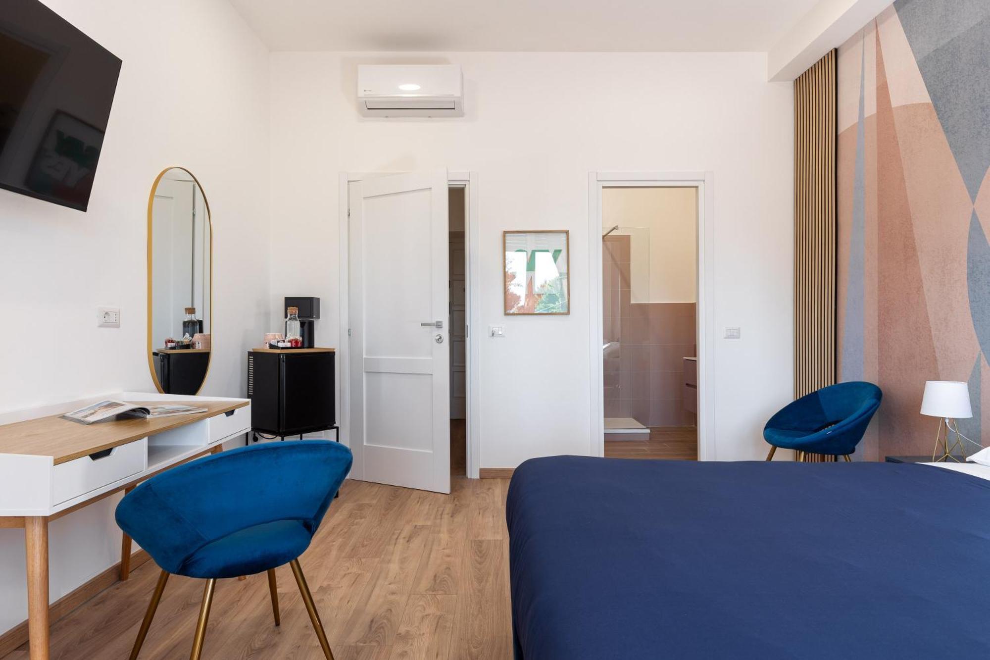 B&B Vitruvio Suites Формия Екстериор снимка