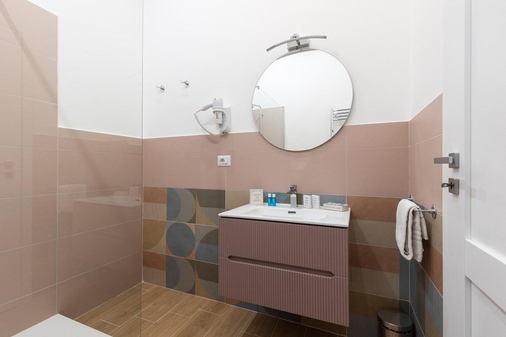 B&B Vitruvio Suites Формия Екстериор снимка