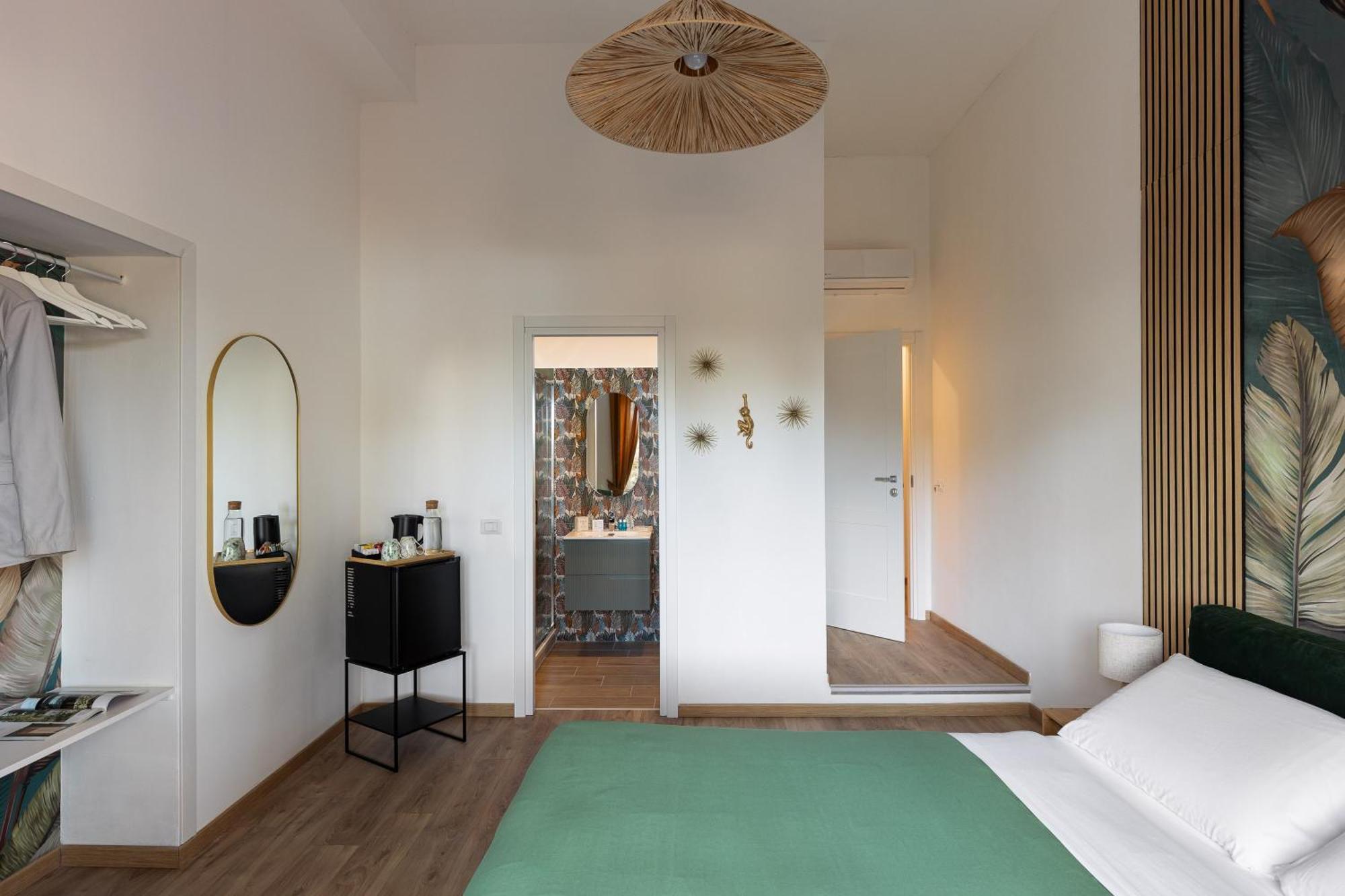 B&B Vitruvio Suites Формия Екстериор снимка