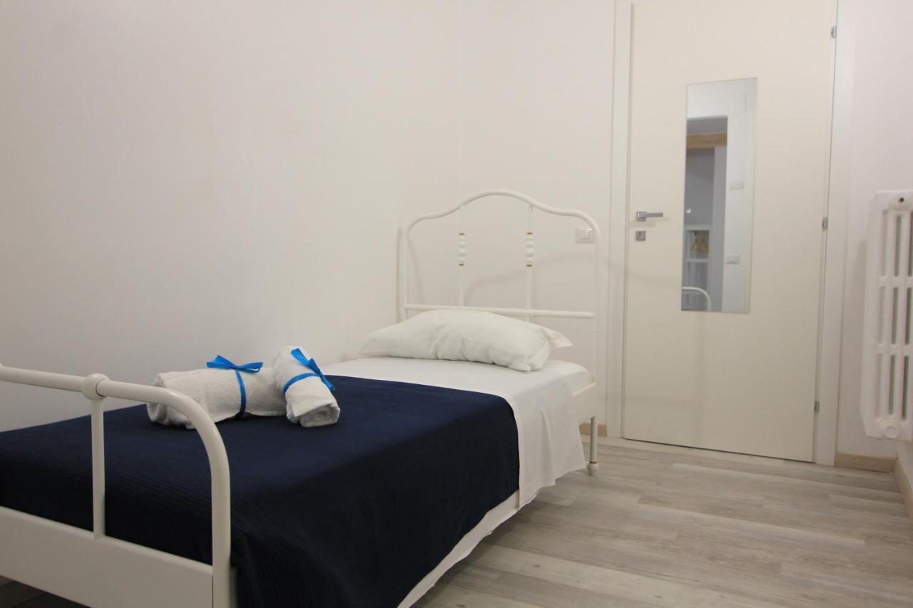 B&B Vitruvio Suites Формия Екстериор снимка